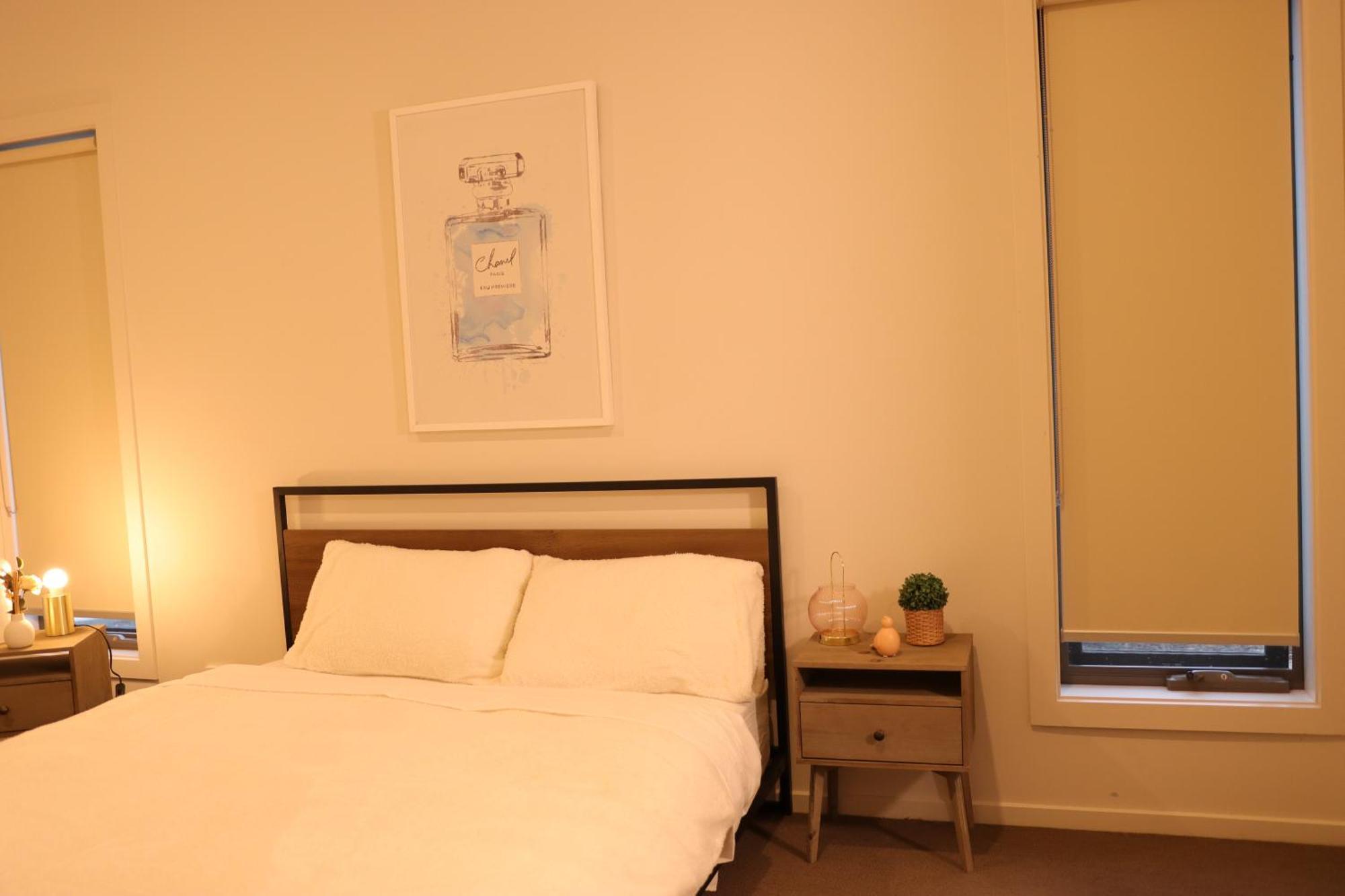 Melbourne Holiday House For 15 Peoples In Sanctuary Lake Point Cook Luaran gambar