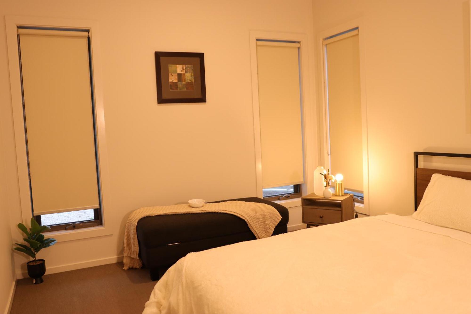 Melbourne Holiday House For 15 Peoples In Sanctuary Lake Point Cook Luaran gambar