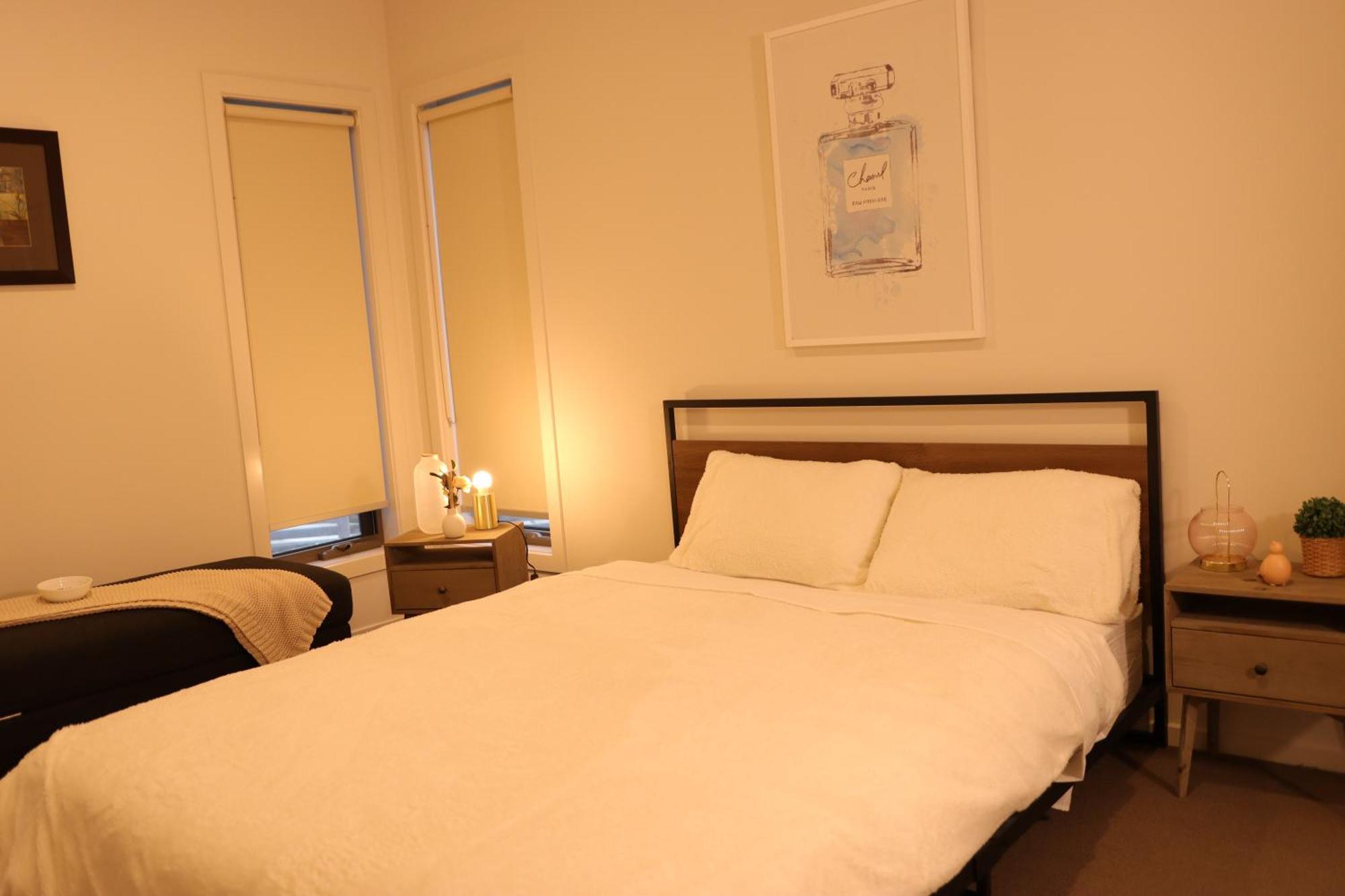 Melbourne Holiday House For 15 Peoples In Sanctuary Lake Point Cook Luaran gambar