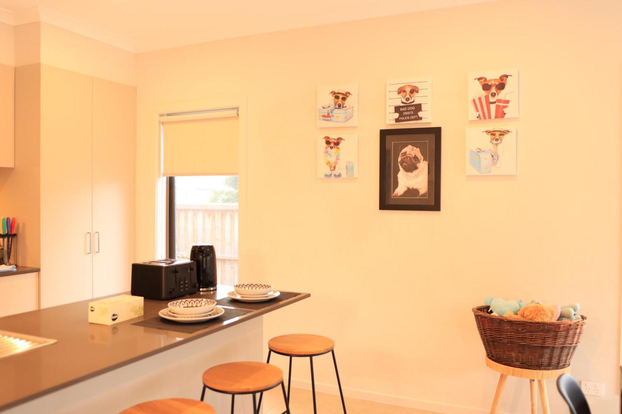 Melbourne Holiday House For 15 Peoples In Sanctuary Lake Point Cook Luaran gambar